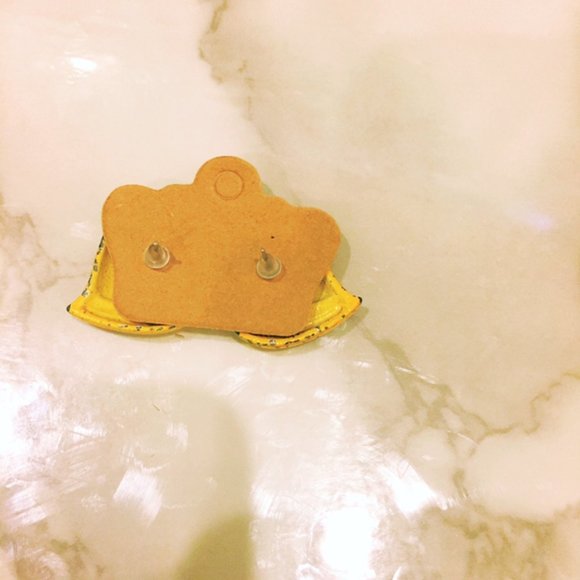 Yellow Heart 80 Style Statement Earrings - Picture 3 of 3